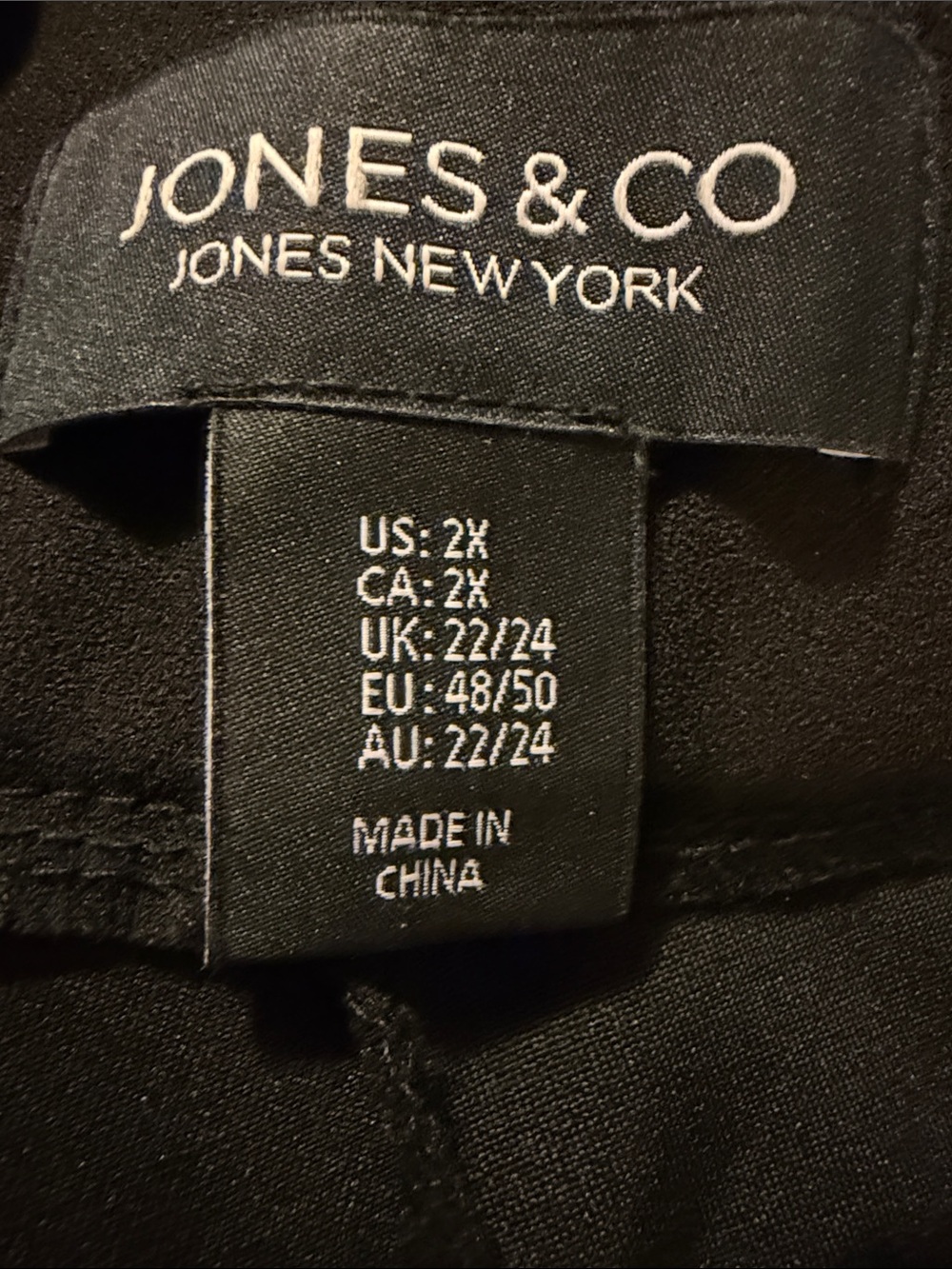 Jones New York Black Straight-Leg Trousers - Picture 3 of 4